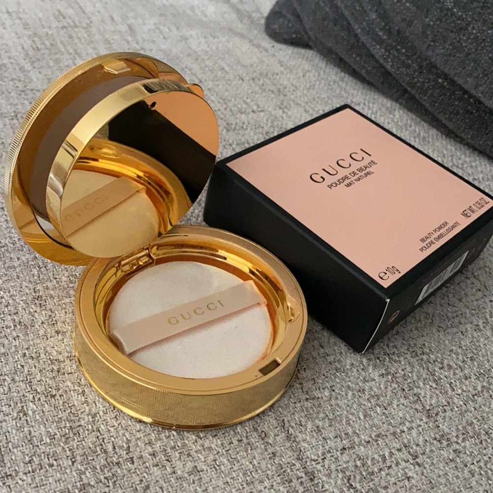 Gucci Setting Powder - Picture 2 of 7